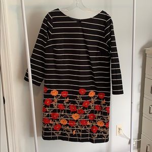 Size 12 lands end dress.